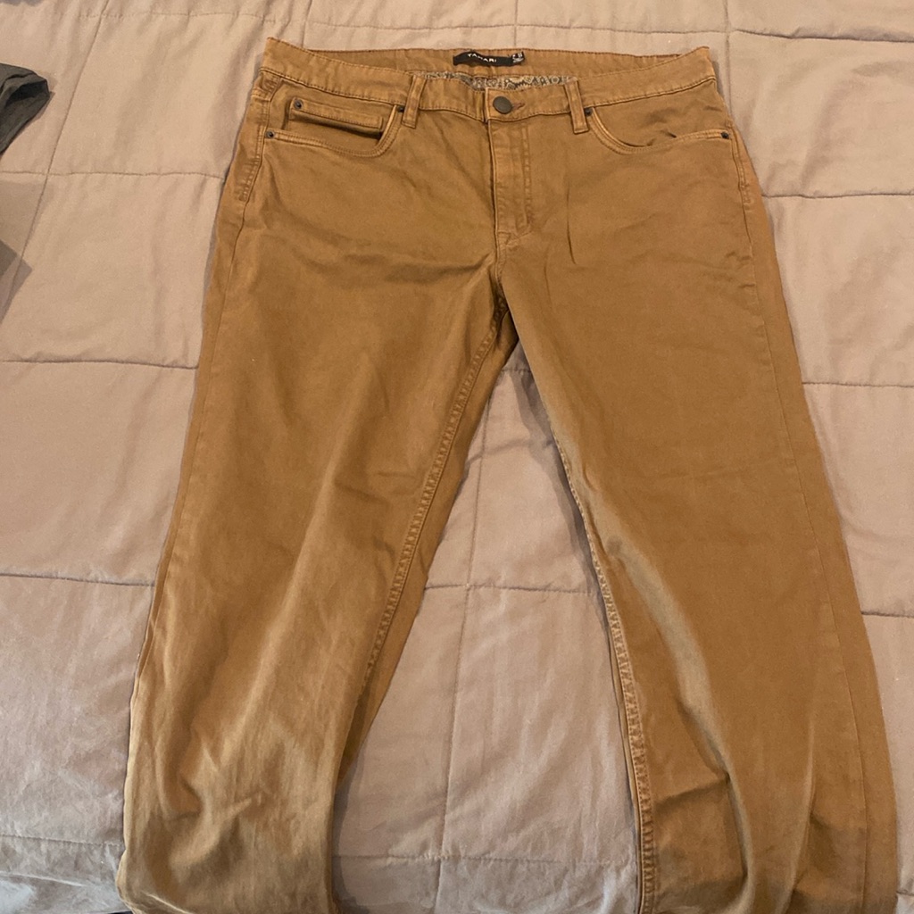 Brand New Tahari Khackis